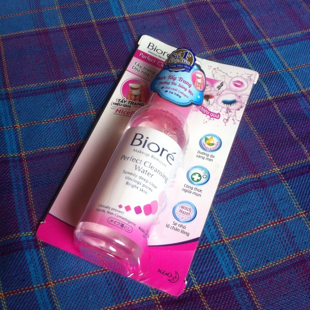 [1st Touch] Quick review Nước tẩy trang Bioré: Ngon và rẻ rồi nhưng có bổ&nbsp;không?